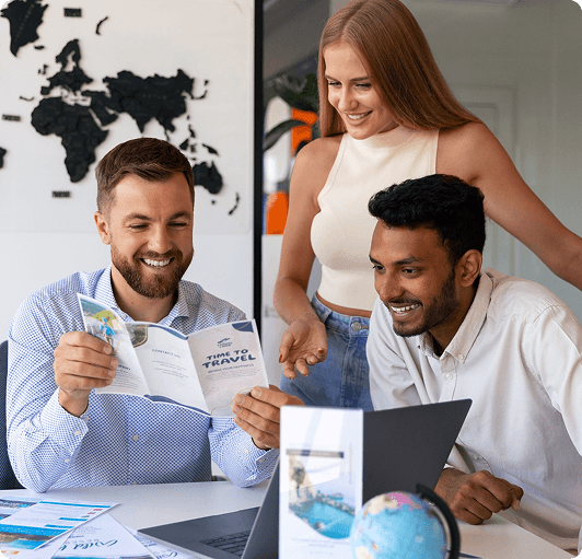 Why choose us - Professional team collaboration