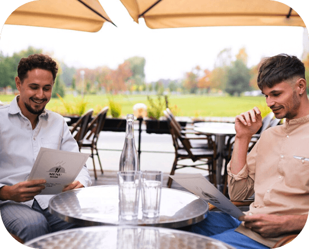 Why choose us - Professional team collaboration